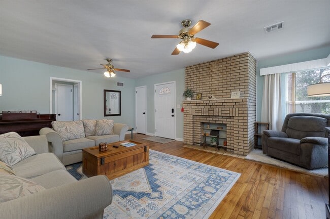 100 S 3rd St in Pensacola, FL - Building Photo - Building Photo