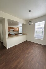 Turtle Hill Townhomes in Kansas City, KS - Building Photo - Building Photo