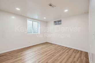 5870 W 5th Ave in Lakewood, CO - Building Photo - Building Photo