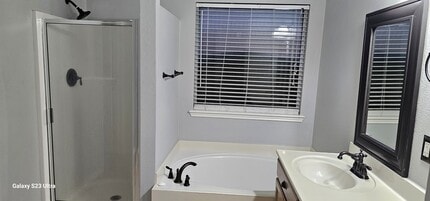 6701 Riding Wind Dr in Corpus Christi, TX - Building Photo - Building Photo