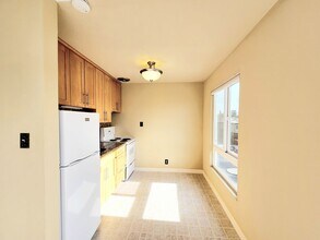 818 N Delaware St in San Mateo, CA - Building Photo - Building Photo