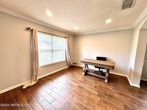 1672 Pinecrest Dr in Orange Park, FL - Foto de edificio - Building Photo