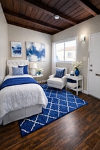 LB0356 (RUBS)  (Imp.) in Long Beach, CA - Foto de edificio - Building Photo