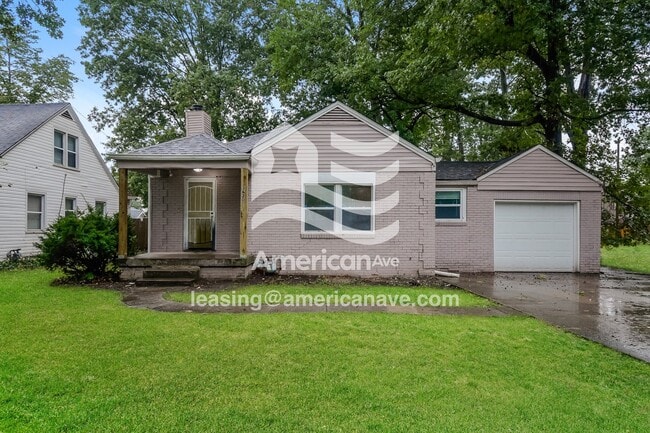 property at 3620 N Gladstone Ave