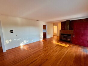 277 Hillcrest Dr in Encinitas, CA - Building Photo - Building Photo