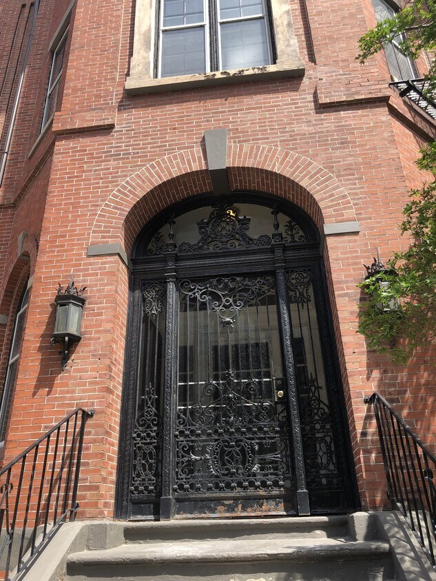 5 Gloucester St, Unit 5 in Boston, MA - Building Photo - Building Photo