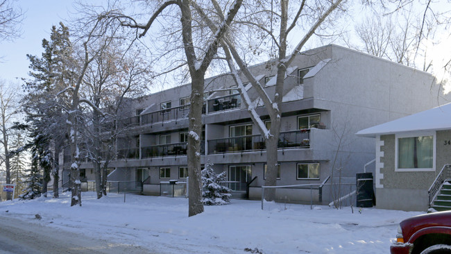 355 5th Ave NE in Calgary, AB - Building Photo - Building Photo