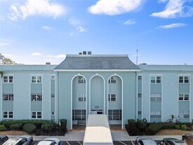 1706 Belleair Forest Dr in Belleair, FL - Building Photo