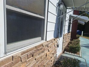 1040 65th St S in St. Petersburg, FL - Building Photo - Building Photo