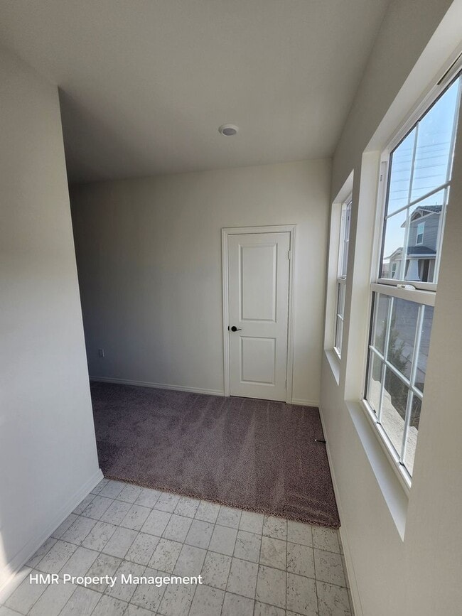 2692 E Towhee St in Ontario, CA - Foto de edificio - Building Photo