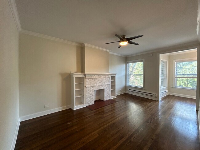 312 Lee St in Evanston, IL - Foto de edificio - Building Photo