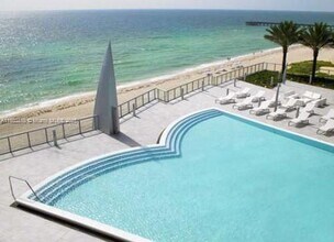 17121 Collins Ave, Unit 903 in Sunny Isles Beach, FL - Building Photo - Building Photo