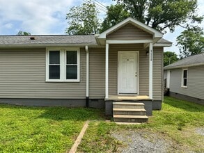 111 Shull St in Shelby, NC - Building Photo - Building Photo