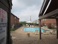 3100 Walnut Bend Ln photo'