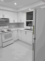 Yonge and Finch East Three Bedroom and 1.5 Bathrooms in Toronto, ON - Building Photo