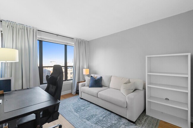 2930 N Sheridan Rd in Chicago, IL - Building Photo - Building Photo