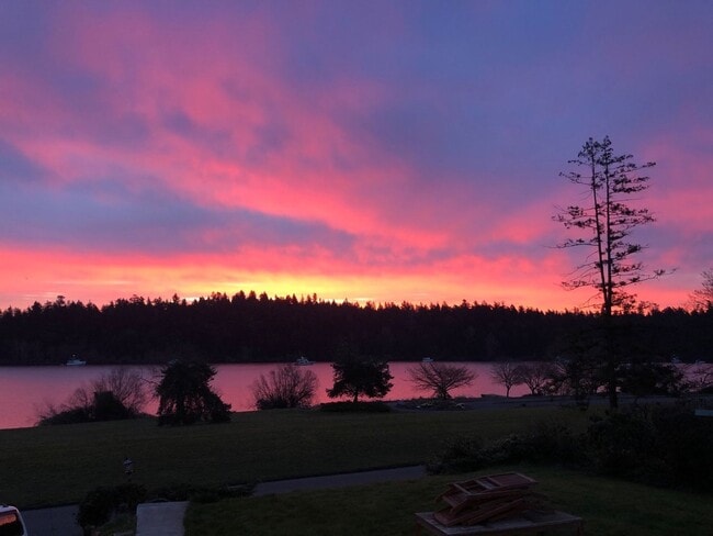 4915 Lake Washington Blvd S