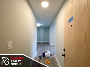 503 W Belmont Ave, Unit 505-4C in Chicago, IL - Building Photo - Building Photo