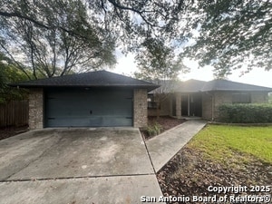 1014 Camellia Ln