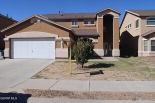 14451 Coyote Trail in El Paso, TX - Building Photo