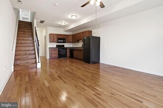 1218 S 45th St in Philadelphia, PA - Building Photo - Building Photo