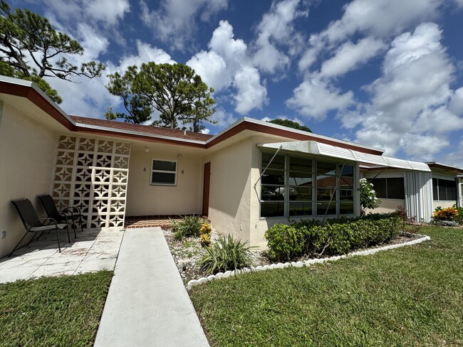 4675 NW 3rd Ct in Delray Beach, FL - Building Photo - Building Photo