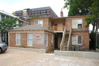 Stockton Apartments in Austin, TX - Foto de edificio - Building Photo