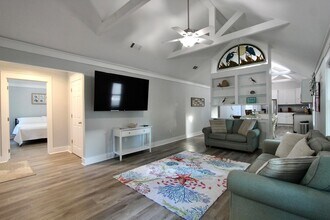 8 Sally Ln in Santa Rosa Beach, FL - Building Photo - Building Photo