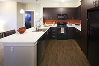 Avalon Alderwood in Lynnwood, WA - Building Photo - Building Photo