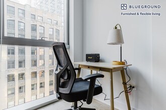 201 N Garland Ct in Chicago, IL - Foto de edificio - Building Photo