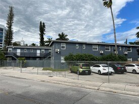1181 NW 8th Street Rd in Miami, FL - Building Photo