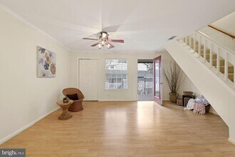 10815 Hampton Mill Terrace in North Bethesda, MD - Building Photo - Building Photo