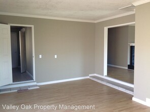 117 E Fairmont Ave in Modesto, CA - Building Photo - Building Photo