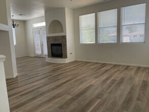 10834 Palliser Bay Dr in Las Vegas, NV - Building Photo - Building Photo