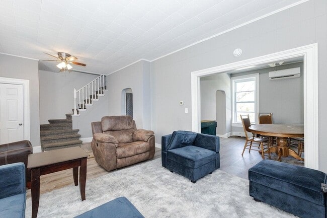 224 Margaret St in Watertown, WI - Building Photo - Building Photo