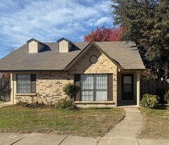 7165 Sorcey Rd in Dallas, TX - Building Photo