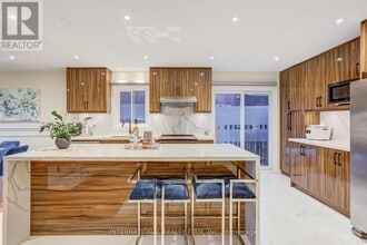 11 Belvedere Crescent in Richmond Hill, ON - Building Photo - Building Photo