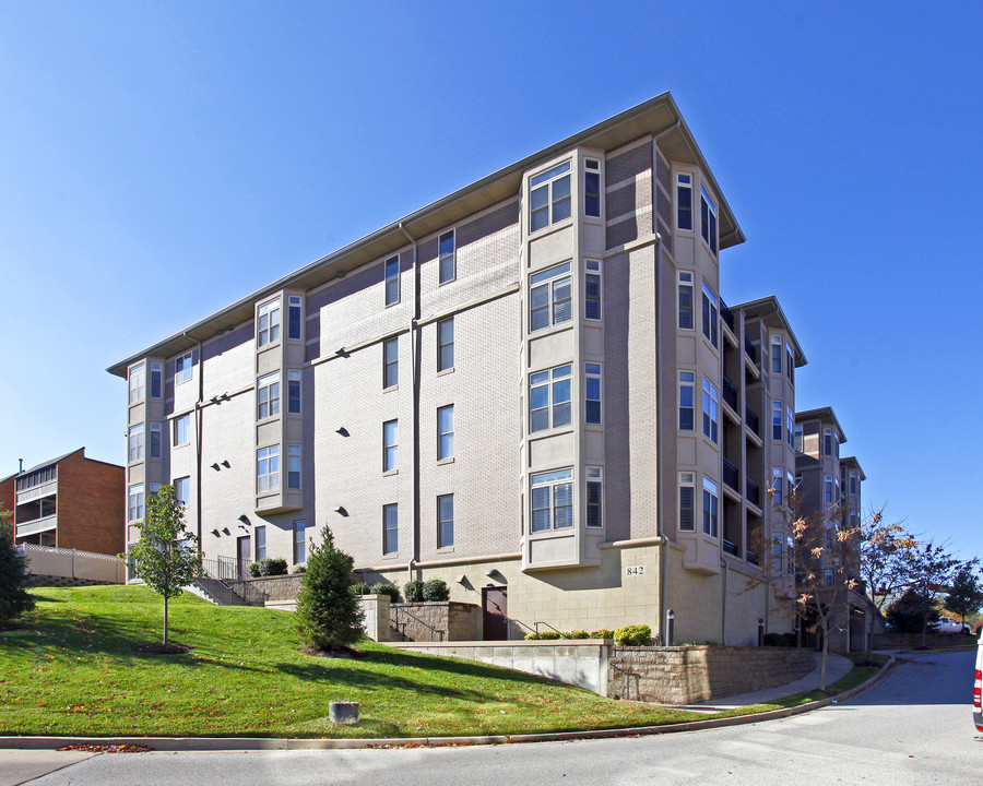 City Place Condominiums in St. Louis, MO - Foto de edificio