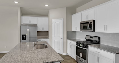 134 Little Walnut Cv in Niederwald, TX - Building Photo - Building Photo