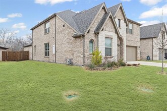 3532 Twin Pond Trl in Euless, TX - Foto de edificio - Building Photo