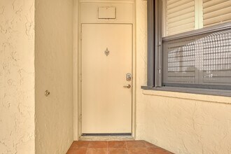 9550 S Ocean Dr in Jensen Beach, FL - Building Photo - Building Photo