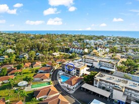 110 Vista Hermosa Cir in Sarasota, FL - Building Photo