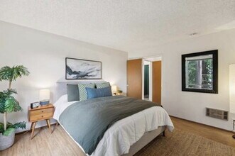 2700 Le Conte Ave in Berkeley, CA - Building Photo - Building Photo