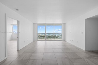 650 West Ave in Miami Beach, FL - Building Photo - Building Photo