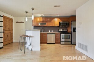 195 S Pennsylvania St in Denver, CO - Building Photo