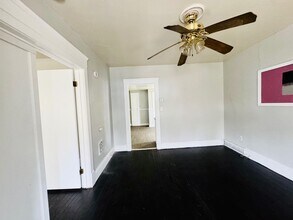 692 E 128th St in Cleveland, OH - Building Photo - Building Photo