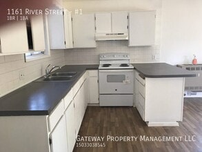 1161 River St in Vernonia, OR - Building Photo - Building Photo