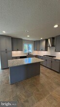 116 Barkwood Dr in Stephens City, VA - Building Photo - Building Photo