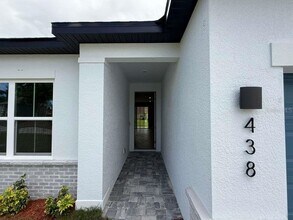 438 Awin Cir SE in Palm Bay, FL - Building Photo - Building Photo