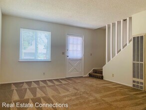 998 College Dr in San Jose, CA - Building Photo - Building Photo